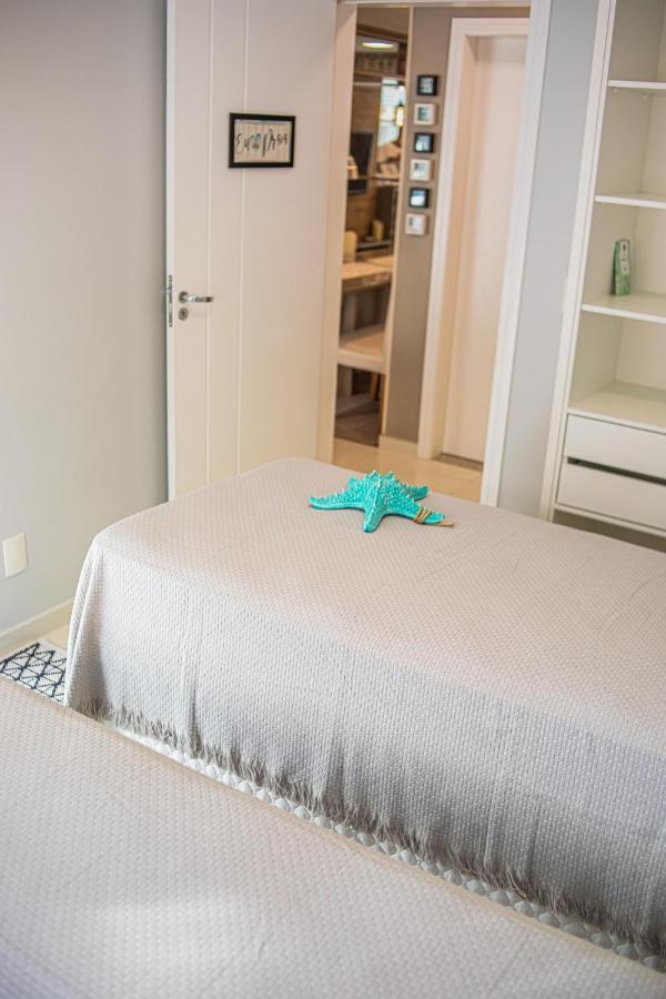 Apartamento Praia Balneario Dos Acores フロリアノポリス エクステリア 写真