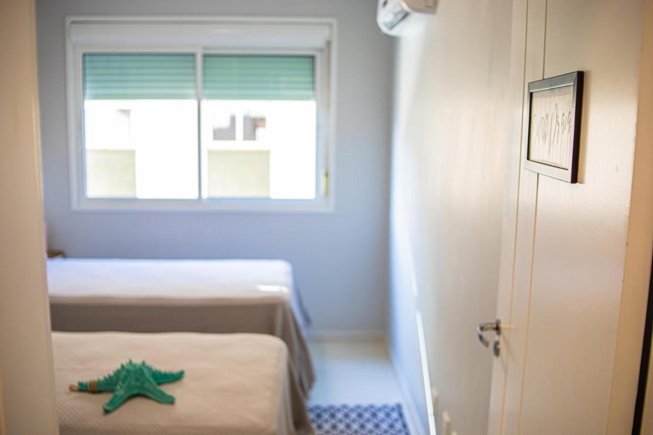 Apartamento Praia Balneario Dos Acores フロリアノポリス エクステリア 写真